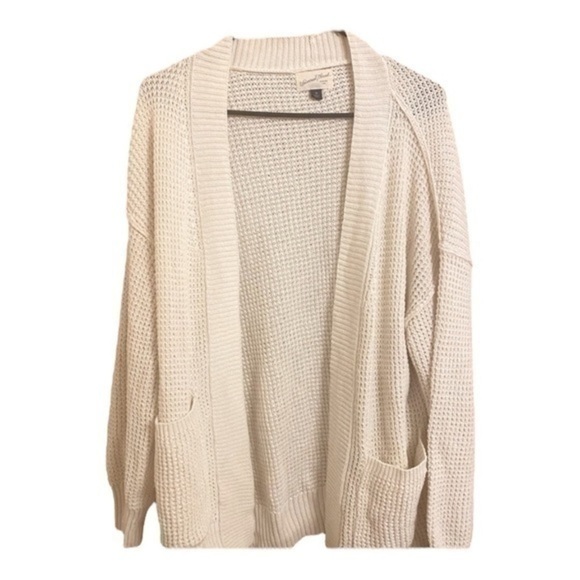 Universal Thread Sweaters - Universal Thread off white knit sweater - like new condition! Worn once!